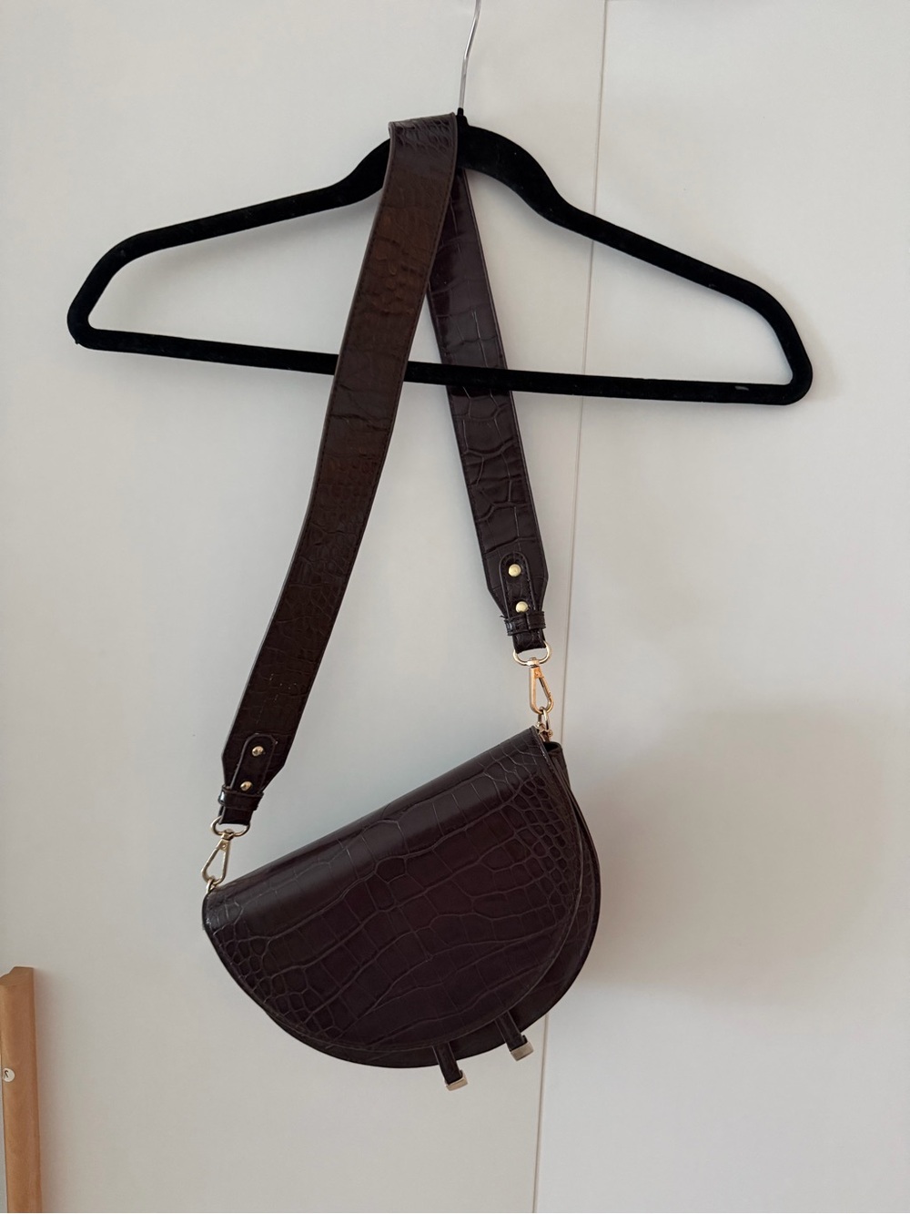 Dark Brown Croc-Embossed Saddle Bag with Wide Strap
